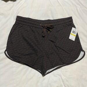 Causal brown Michael Kors shorts